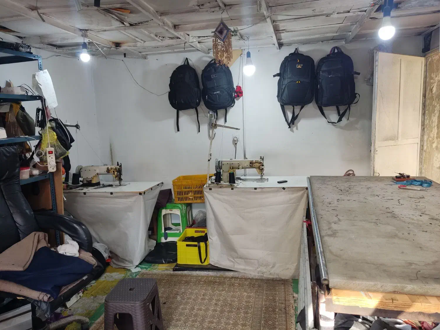 تولید کننده انواع کیف سفارشات و تعمیرات کیف،چمدان|کیف، کفش، کمربند|تهران, خاک سفید|دیوار