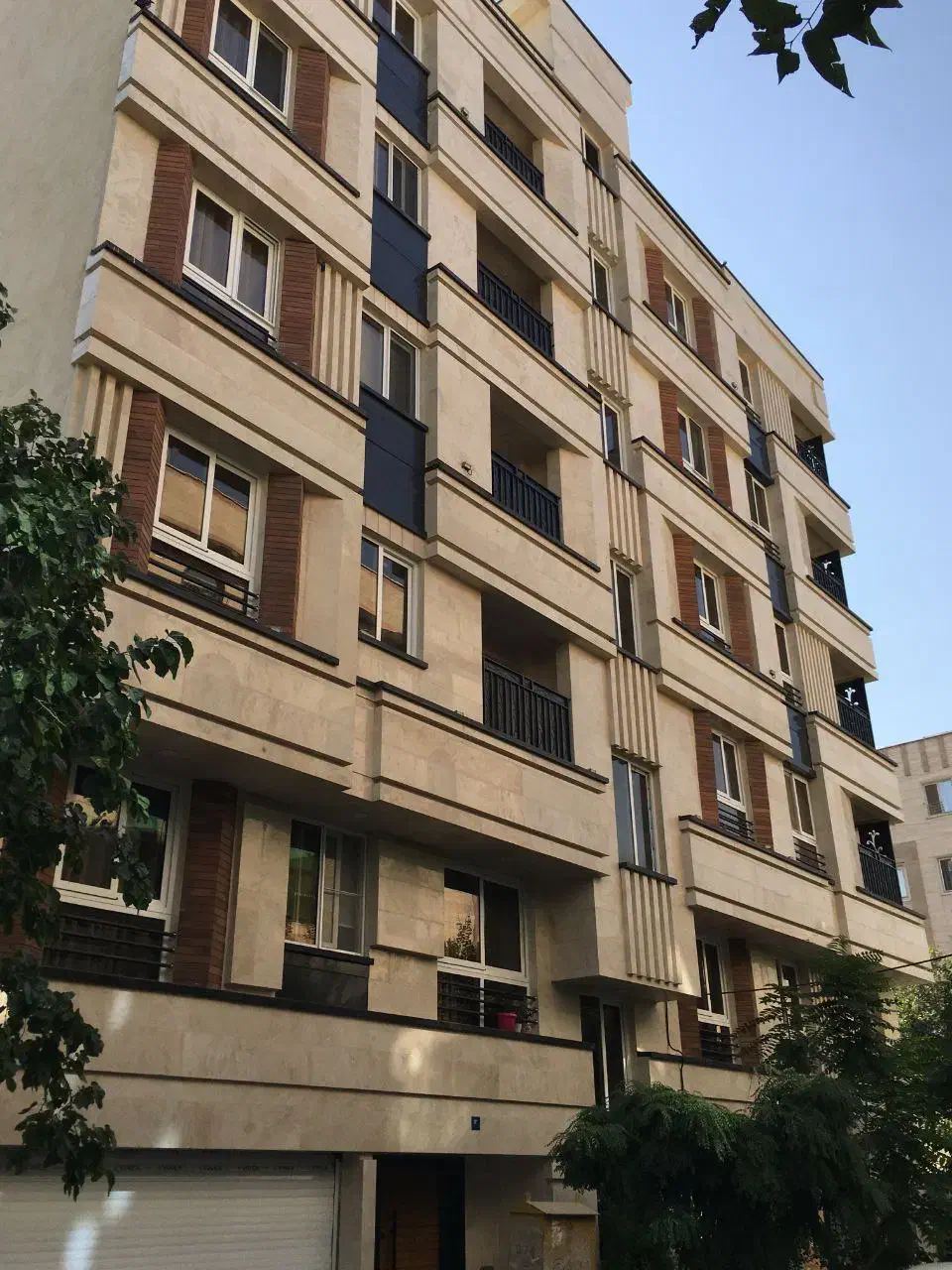 ۱۴۵متر / بلوار فردوس ۵ساله / سالن پرده خور|فروش آپارتمان|تهران, شهرک پرواز|دیوار