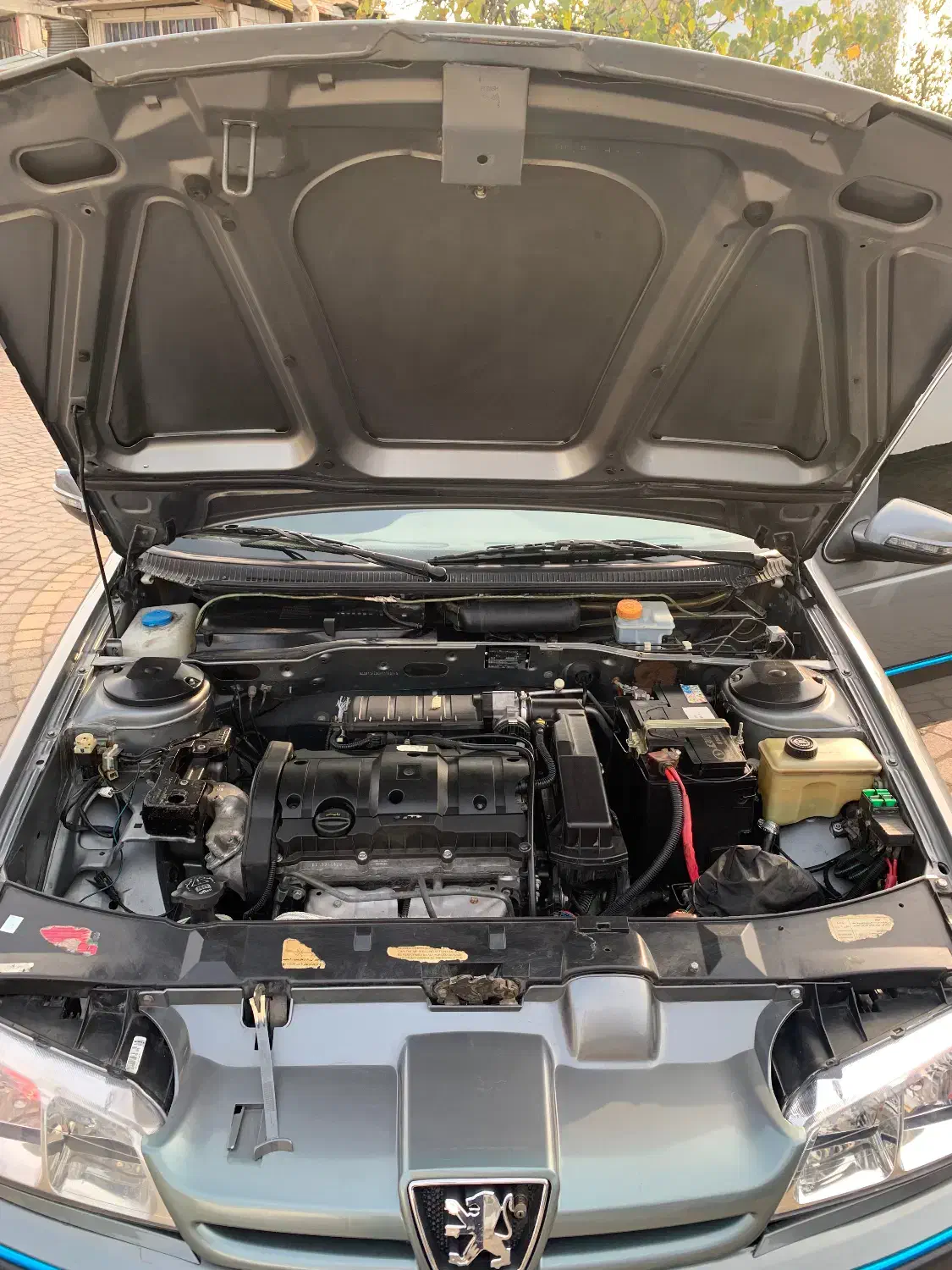 پژو‌ پارسTu5 مدل95 بی رنگ کلاس15،تک برگ سند.سفارشی|خودرو سواری و وانت|لاهیجان, انقلاب|دیوار