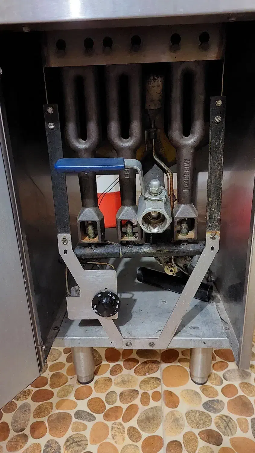 سرخکن|کافی‌شاپ و رستوران|رشت, سیا اسطلخ|دیوار