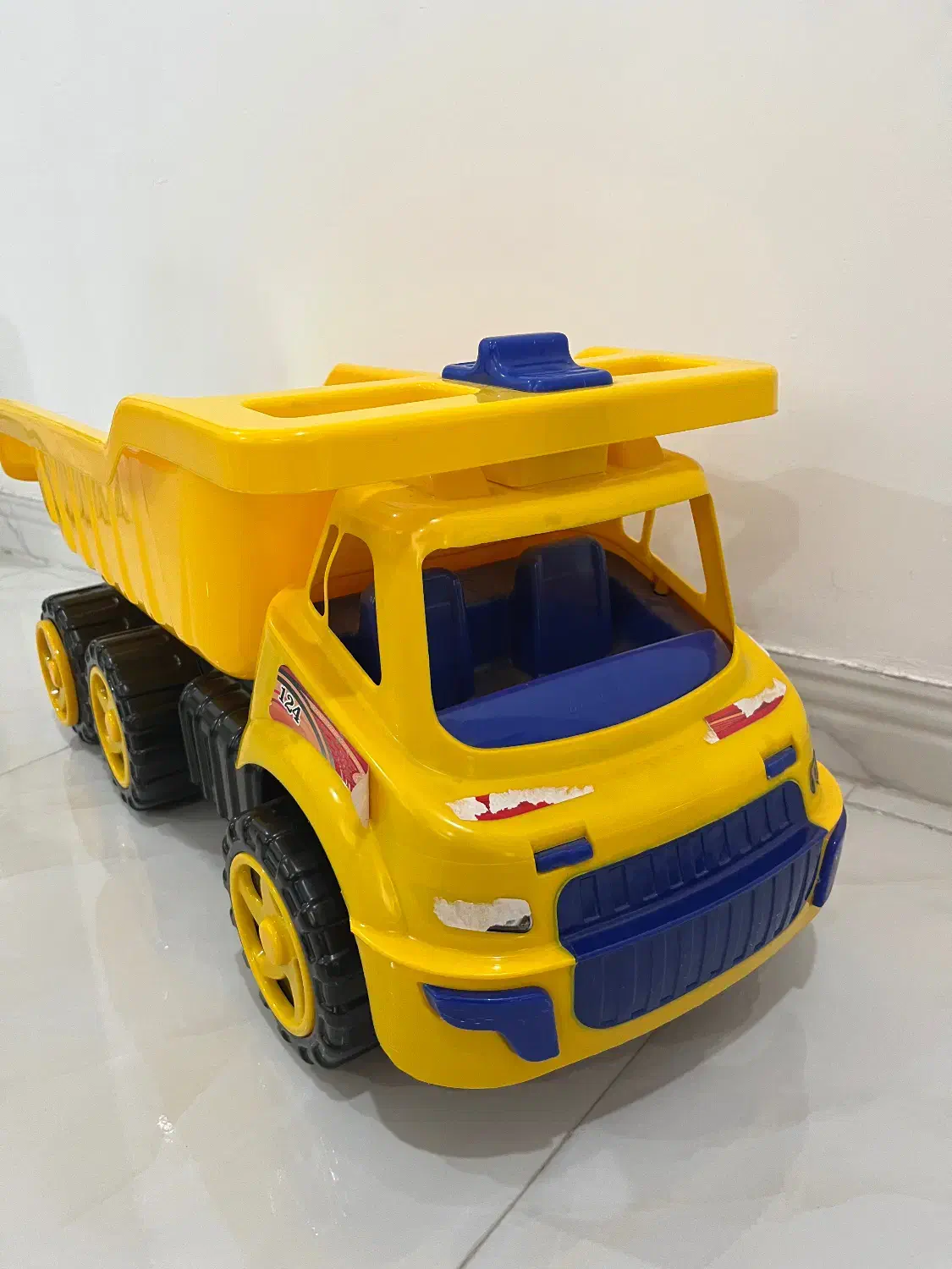 کامیون اسباب بازی در حد نو|اسباب‌‌بازی|ماسال, |دیوار