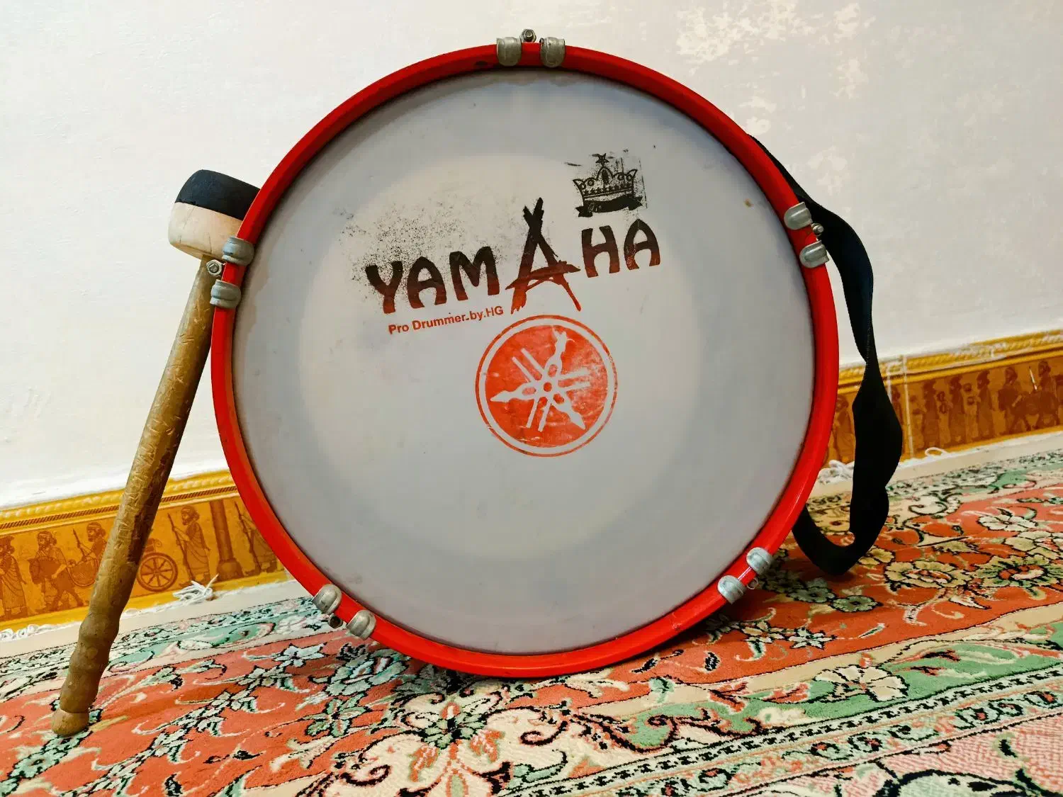 طبل ۴۵ سانتی|درام و پرکاشن|فردوس (خراسان), |دیوار