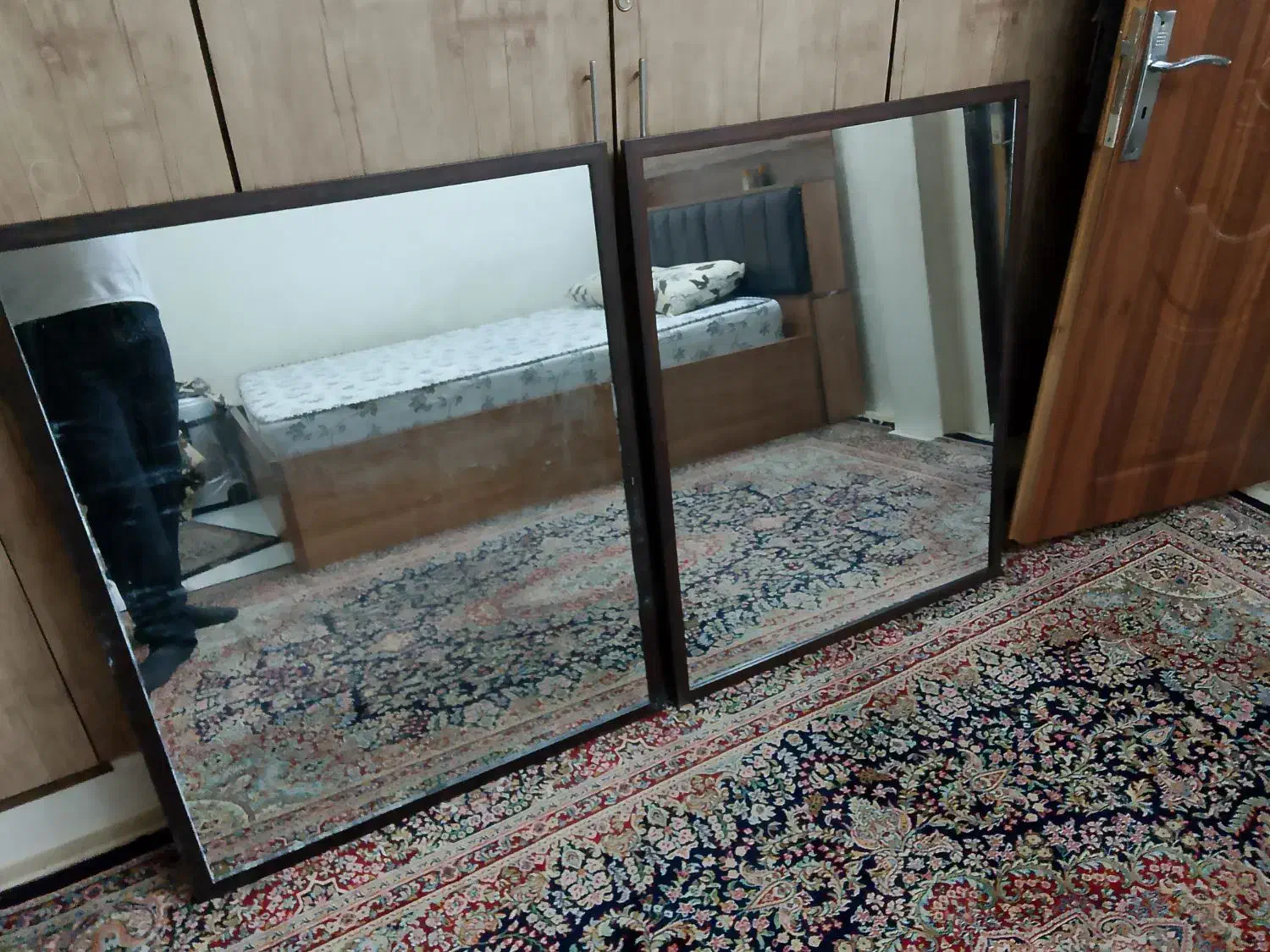 آینه ی 1در1|آینه|مشهد, عسگریه|دیوار