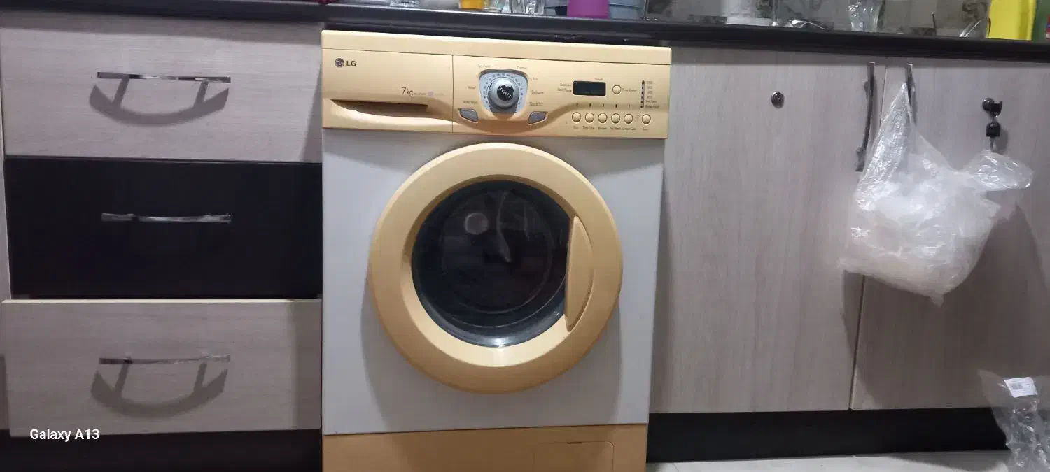 ماشین لباسشویی ال‌جی گلد ۷کیلویی|ماشین لباسشویی و خشک‌کن لباس|رشت, حافظ آباد|دیوار