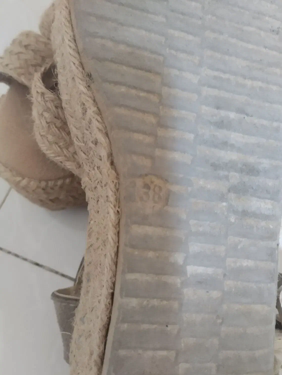 صندل کنفی سایز 38 درحد نو.|کیف، کفش، کمربند|بومهن, |دیوار