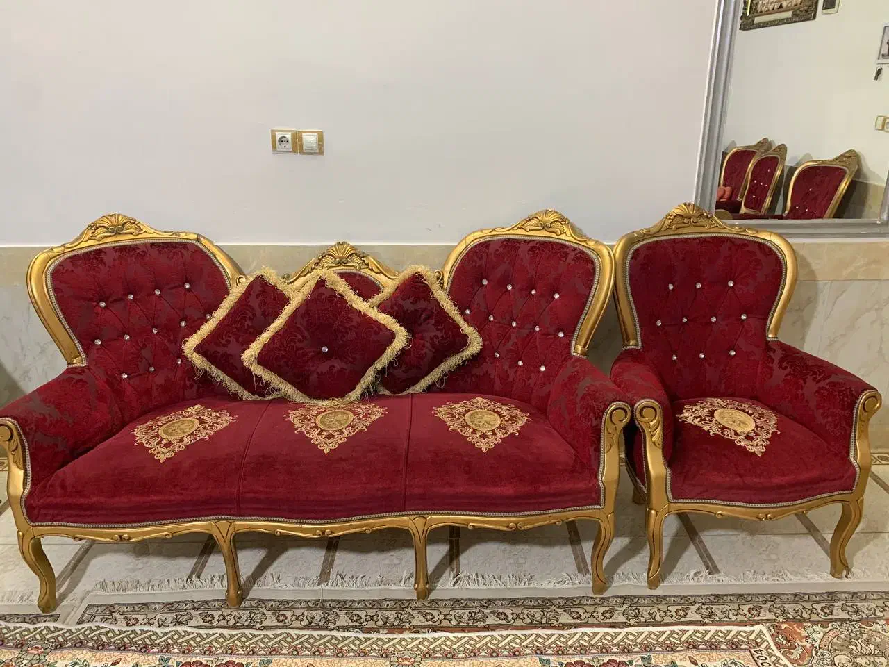 مبل|مبلمان خانگی و میز عسلی|شیروان (خراسان), |دیوار