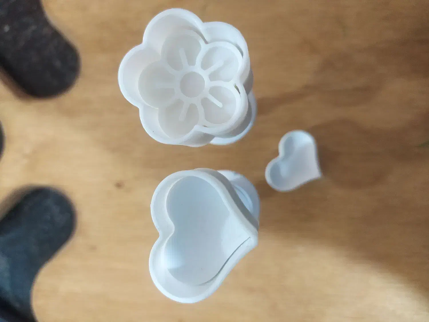 قالب فشاری شیرینی کوچیک|ظروف پختوپز|بروجرد, |دیوار