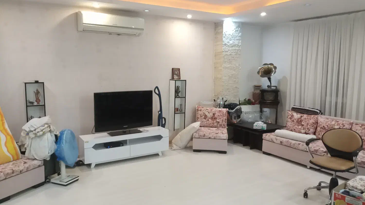 اجاره آپارتمان دوخواب در هشتگرد|اجارهٔ آپارتمان|هشتگرد, هشتگرد قدیم|دیوار