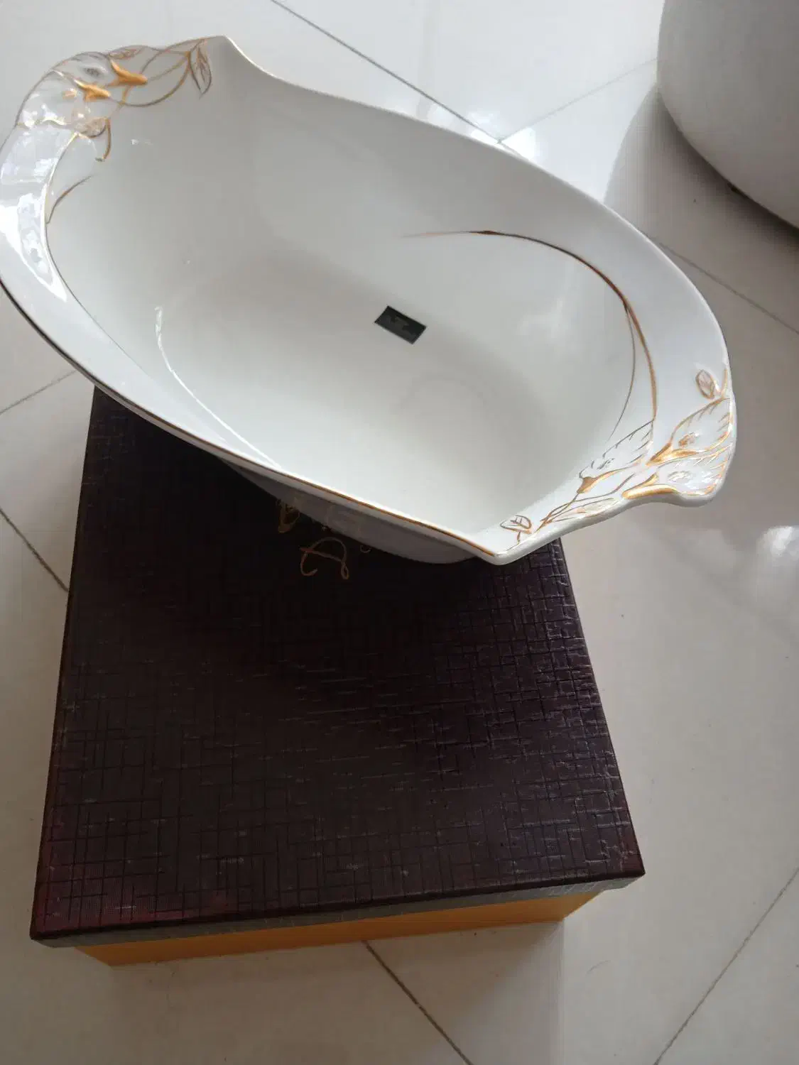 ظرف میوه با جعبه|ظروف سرو و پذیرایی|تربتحیدریه, مظفریه|دیوار