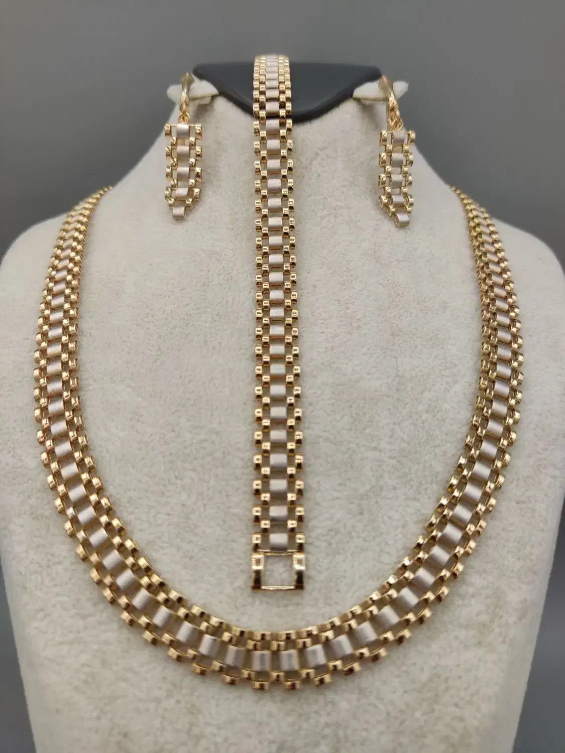 سرویس رولکس وزن ۲۸.۸۷۰ طلا بدون اجرت|جواهرات|تهران, شمشیری|دیوار