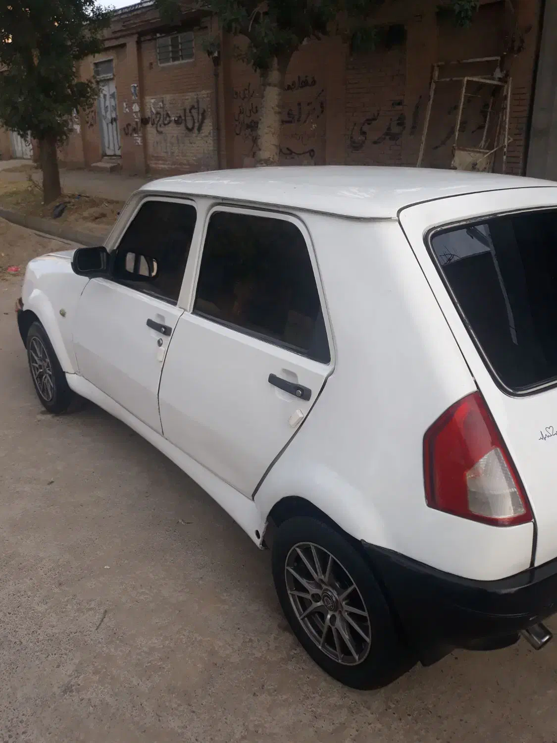 ماشین بدون  خرج مناسب مصرف کننده|خودرو سواری و وانت|شاهین دژ, |دیوار