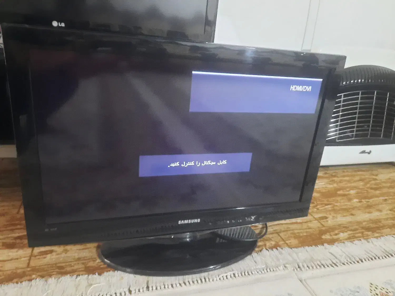 ال سی دی ۳۲ اینچ پنل شکسته|تلویزیون و پروژکتور|رامهرمز, |دیوار