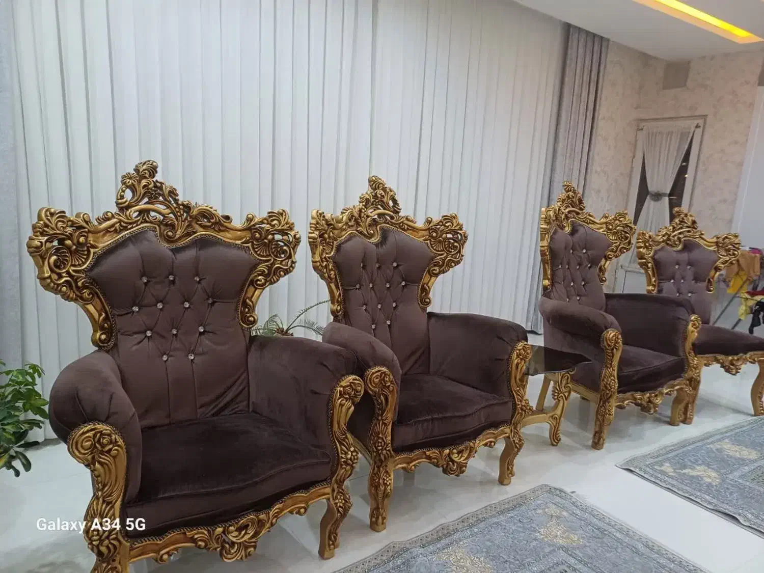 مبل سلطنتی ۹نفره|مبلمان خانگی و میز عسلی|اراک, |دیوار