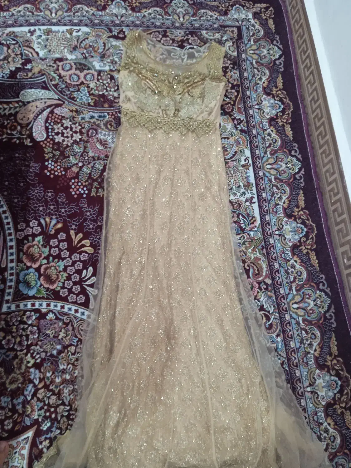 بدله|لباس|شادگان, |دیوار