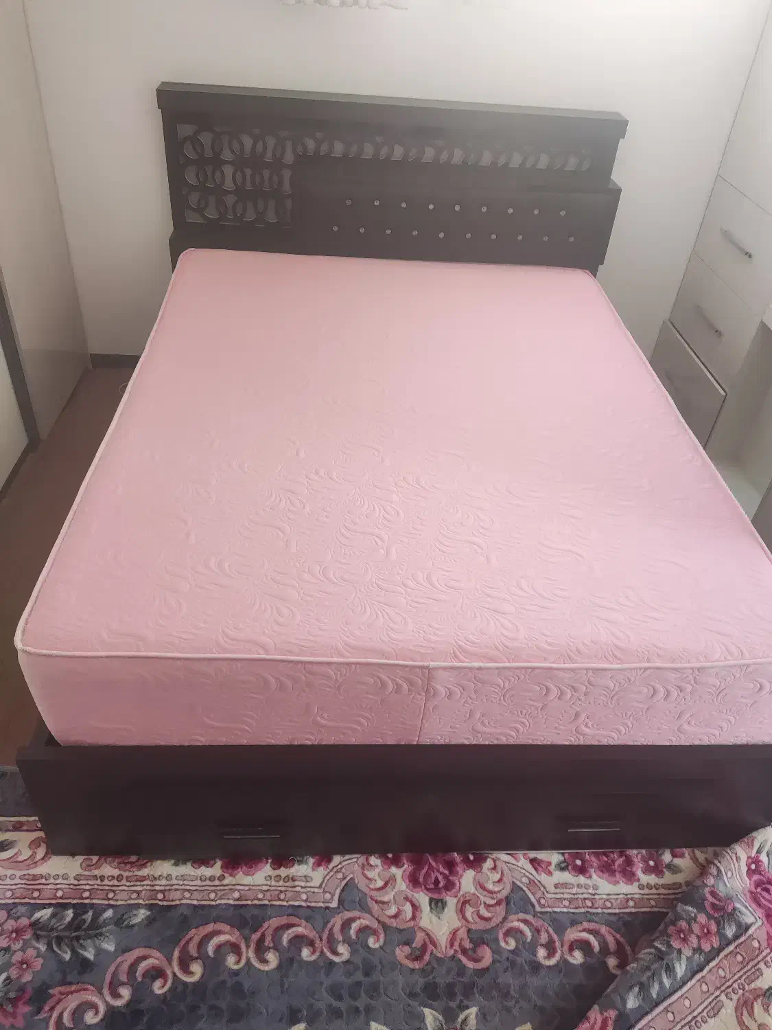 تشک تخت دونفره|تشک تختخواب|اصفهان, آهنگران|دیوار