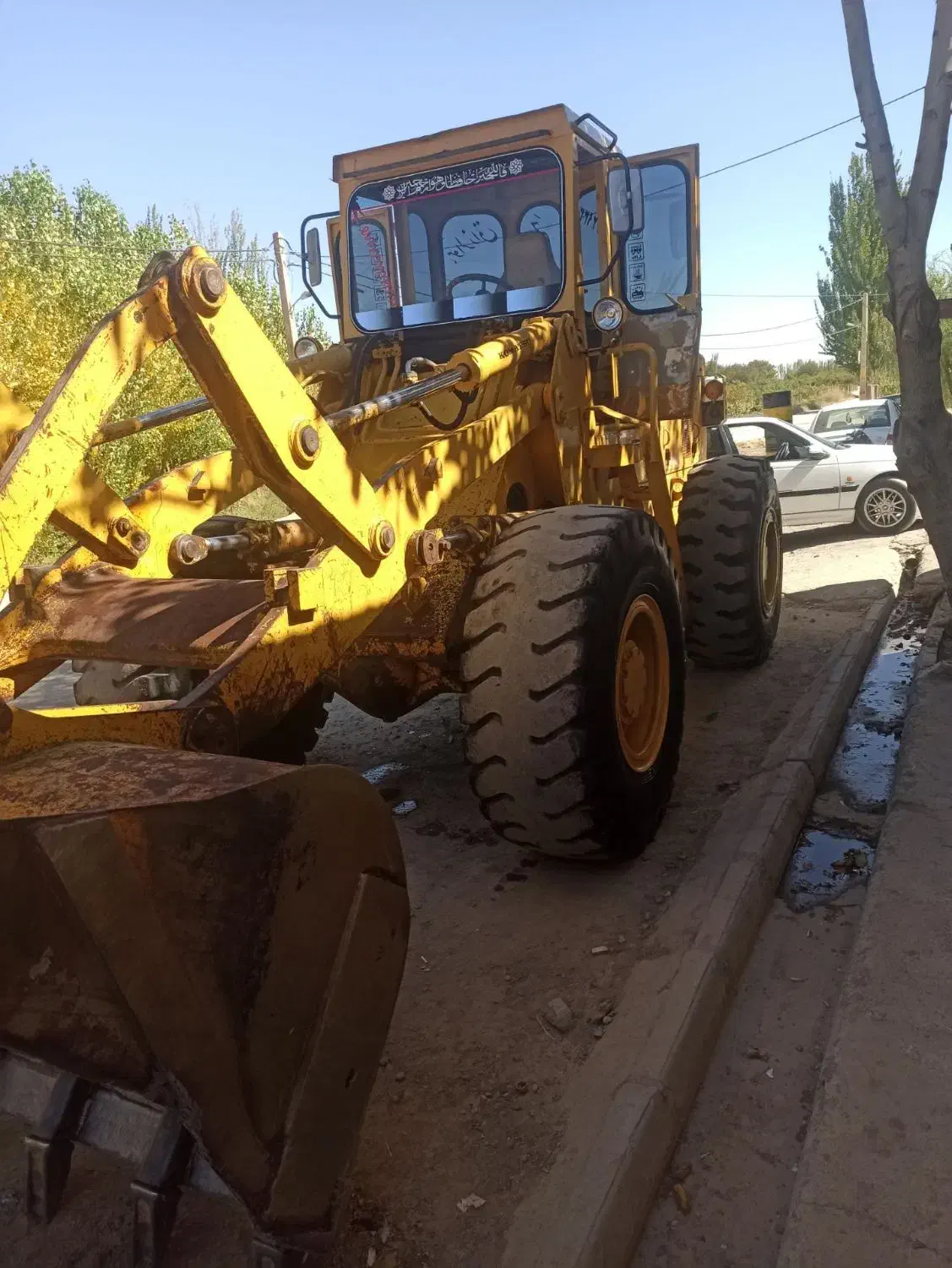 لودر کوماتسو ۹۰ در حد|خودرو سنگین|میاندوآب, |دیوار