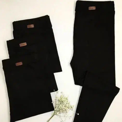 گالری  لباس|لباس|قم, دورشهر|دیوار