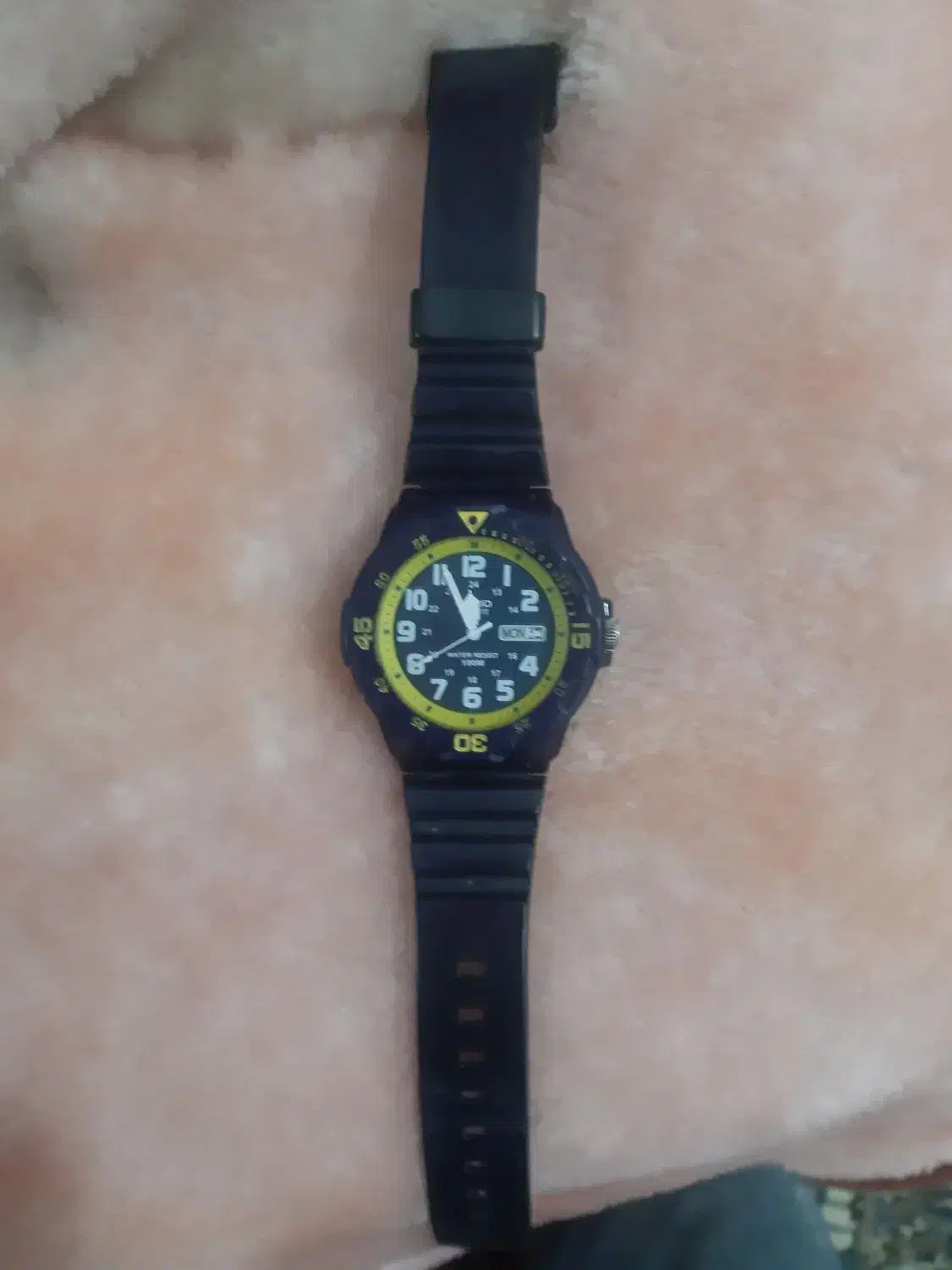 فروش ساعت مچی در حد نو|ساعت|فلاورجان, |دیوار