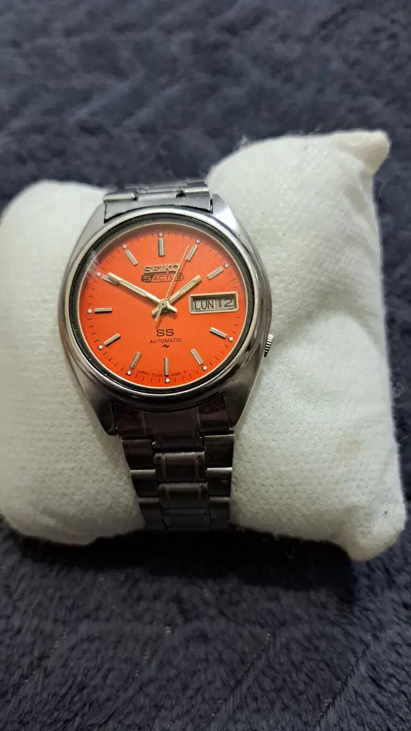 ساعت ییکو پنج آکتوس SS|ساعت|دورود, |دیوار