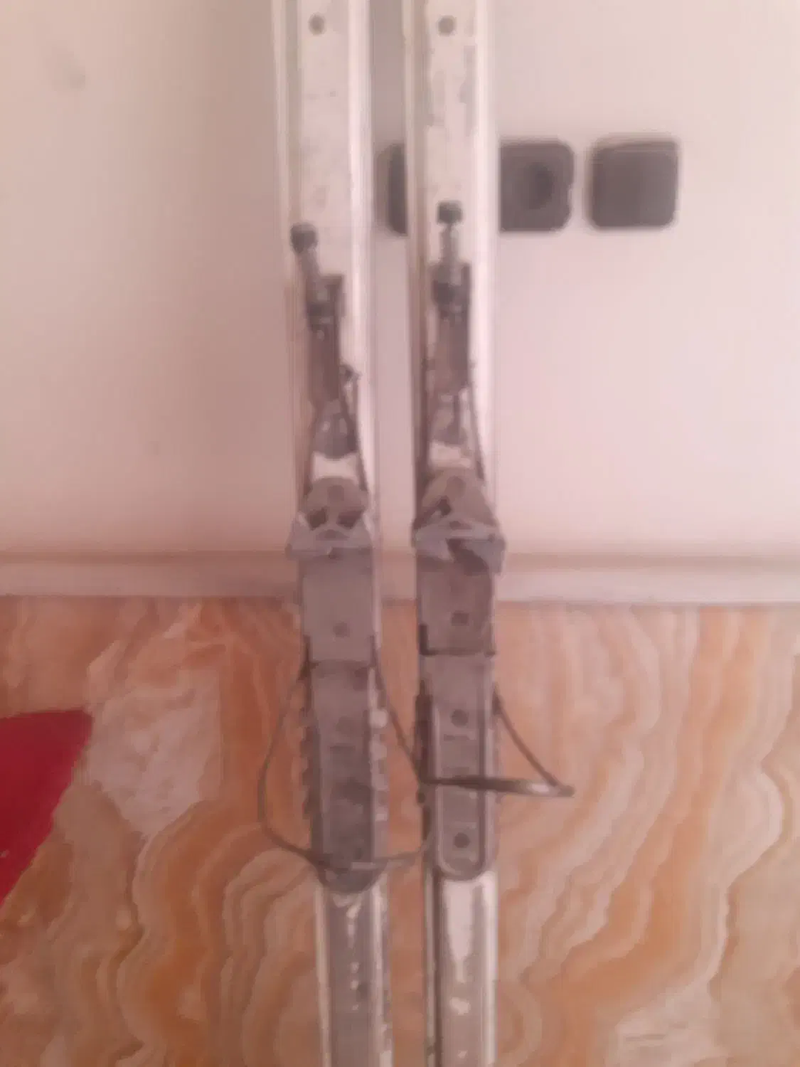 تخته و کفش اسکی|ورزش‌های زمستانی|مشهد, ده دی|دیوار