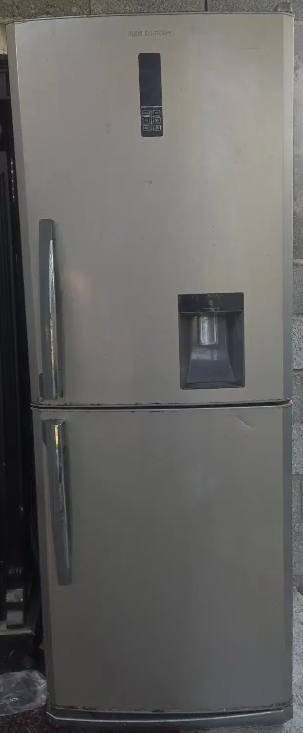 یخچال مارک ایرانشرق تخفیف هم میدیم|یخچال و فریزر|لشت نشا, |دیوار