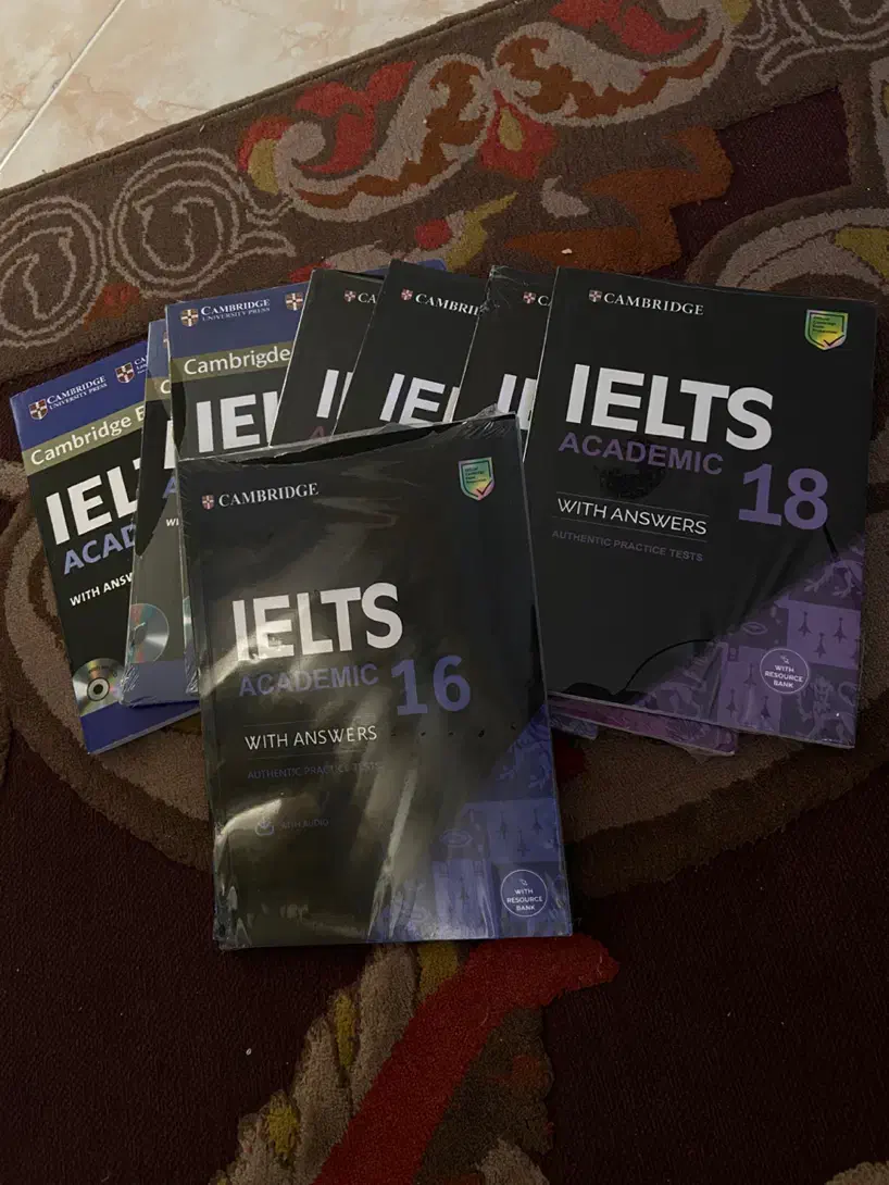 سری ۱۱-۱۸ کتاب های ایلتس کمبریج آکادمیک|کتاب و مجله آموزشی|شیراز, شهرک سراج|دیوار