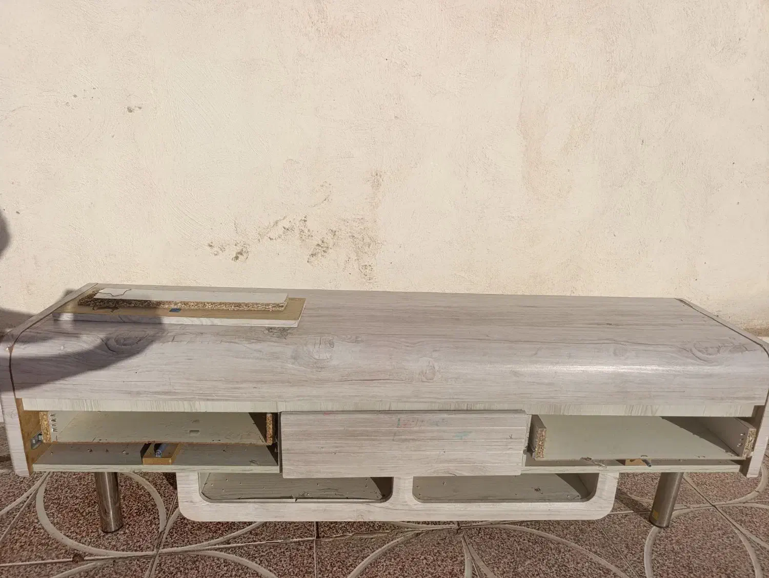 کمد|جاکفشی، کمد، دراور|بم, |دیوار