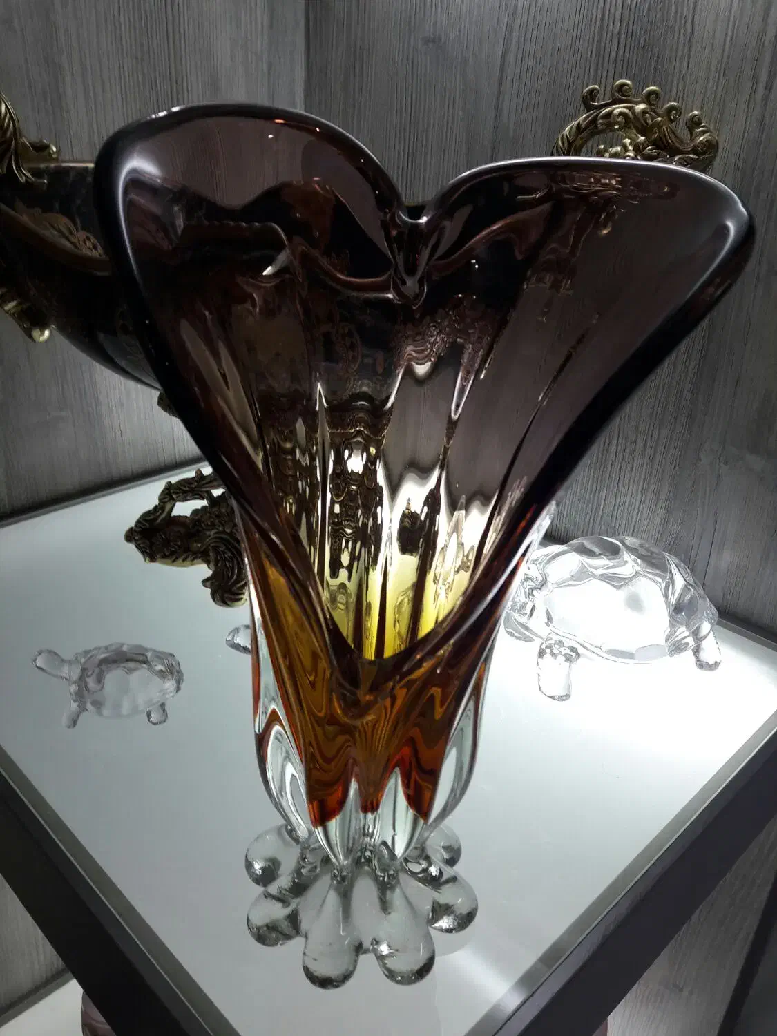 گلدان چک اصل آجیل خوری وزیرسیگاری|ظروف سرو و پذیرایی|تبریز, |دیوار