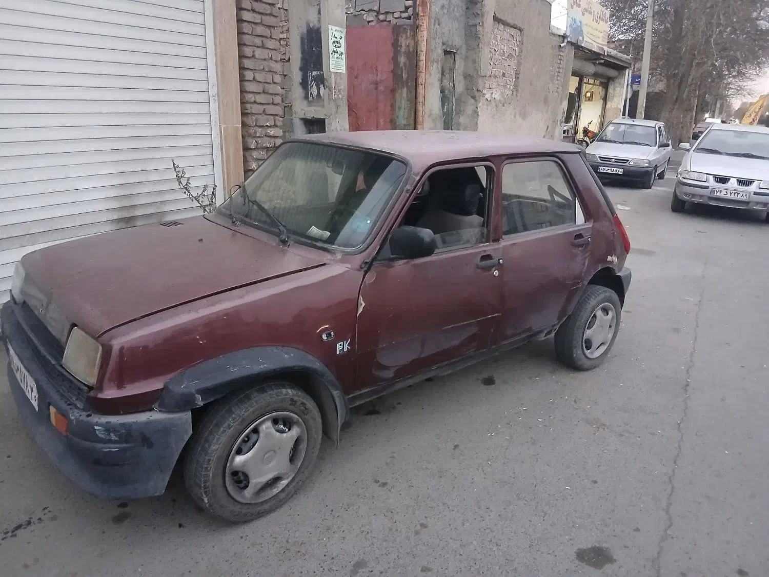 رنو پی کی مدل 83 زرشکی|خودرو سواری و وانت|کرج, حسین‌آباد|دیوار