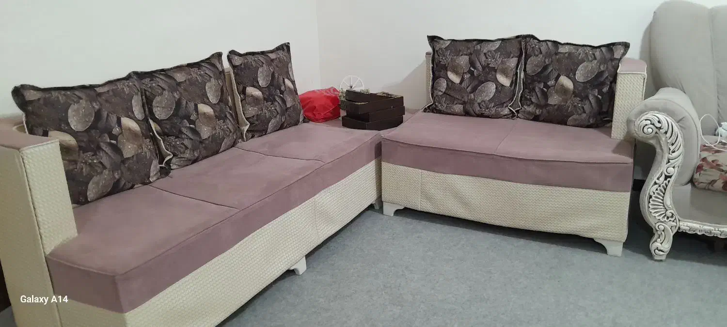 مبل ال، آینه کنسول، میز تلویزیون، تشک تکنفره|مبلمان خانگی و میز عسلی|ایلام, |دیوار