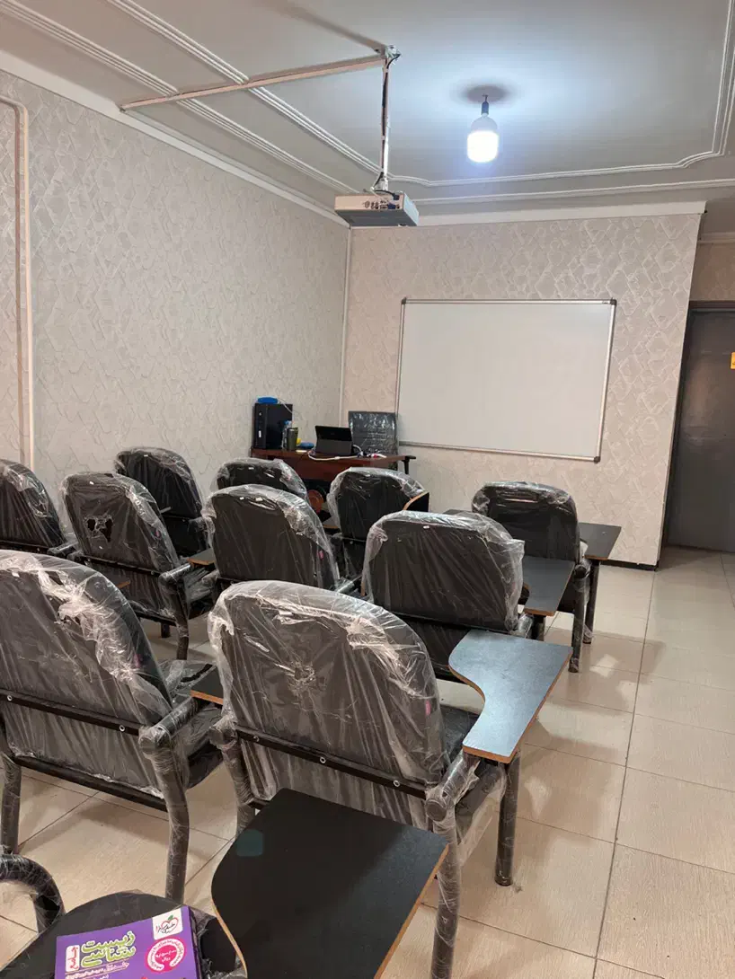 اجاره کلاس و محیط|اجارهٔ کوتاهمدت دفتر کار و فضای آموزشی|گرگان, |دیوار