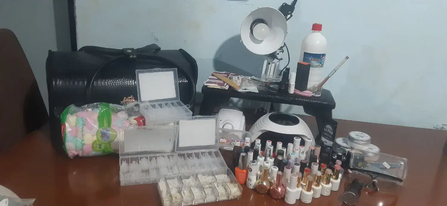 لوازم کاشت ناخن|آرایشی، بهداشتی، درمانی|قائمشهر, |دیوار