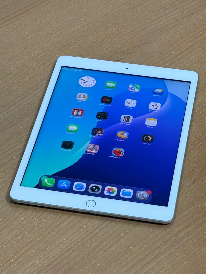 iPad (8th generation) 2020|تبلت|شیراز, مبعث|دیوار