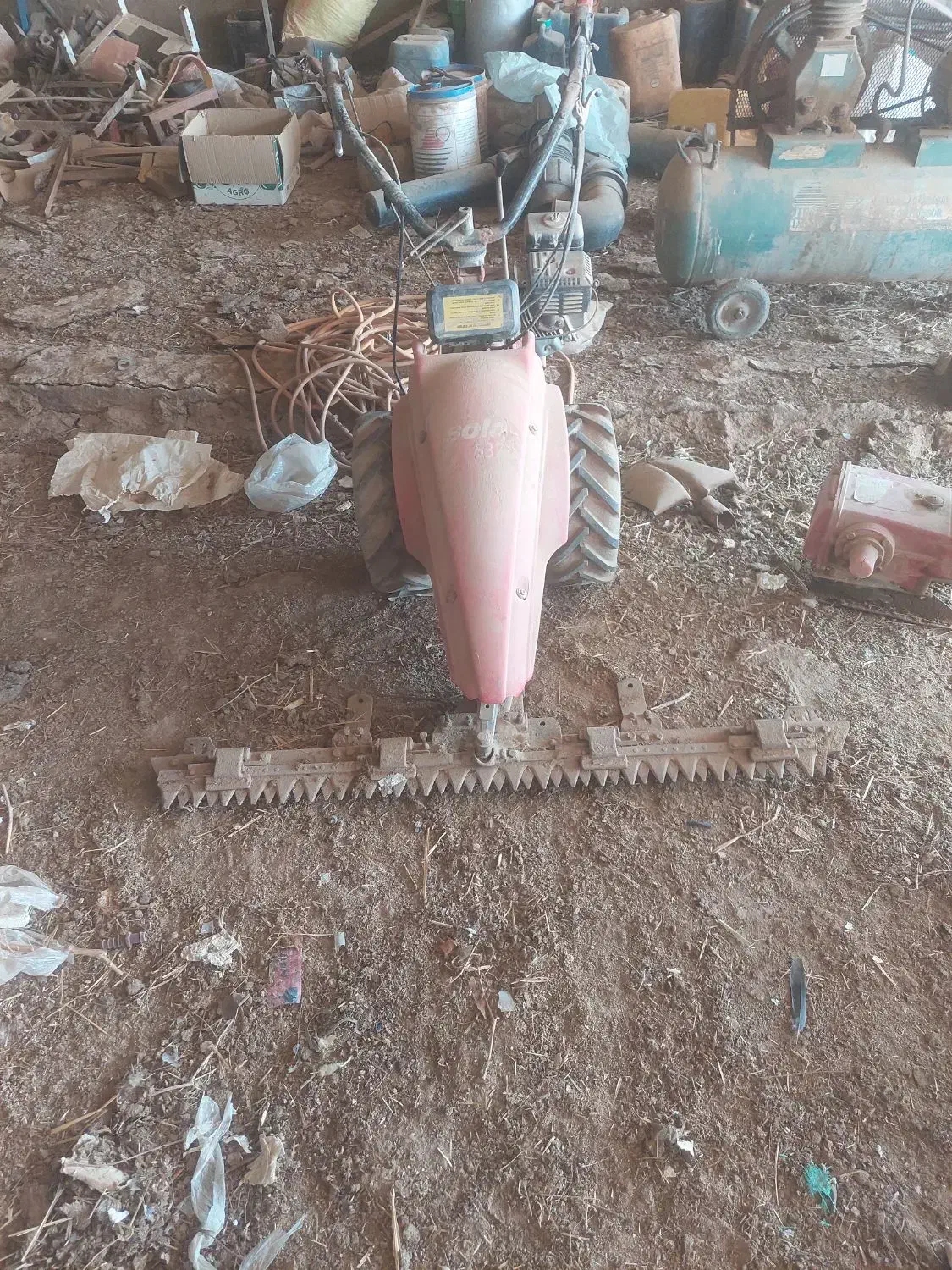 یونجه چین سولو آلمانی در حد نو|ماشین‌آلات صنعتی|ساوه, |دیوار