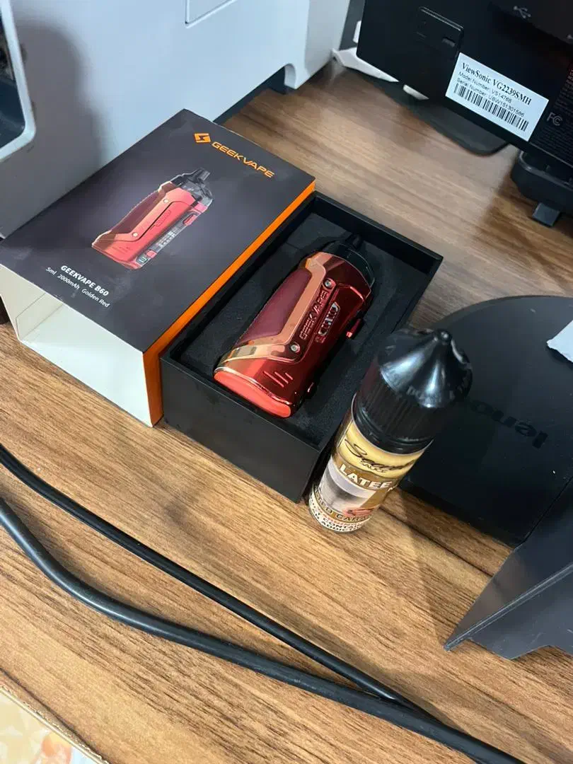 GEEK VAPE ویپ|زیورآلات و اکسسوری|شیراز, شهرک صدا و سیما|دیوار