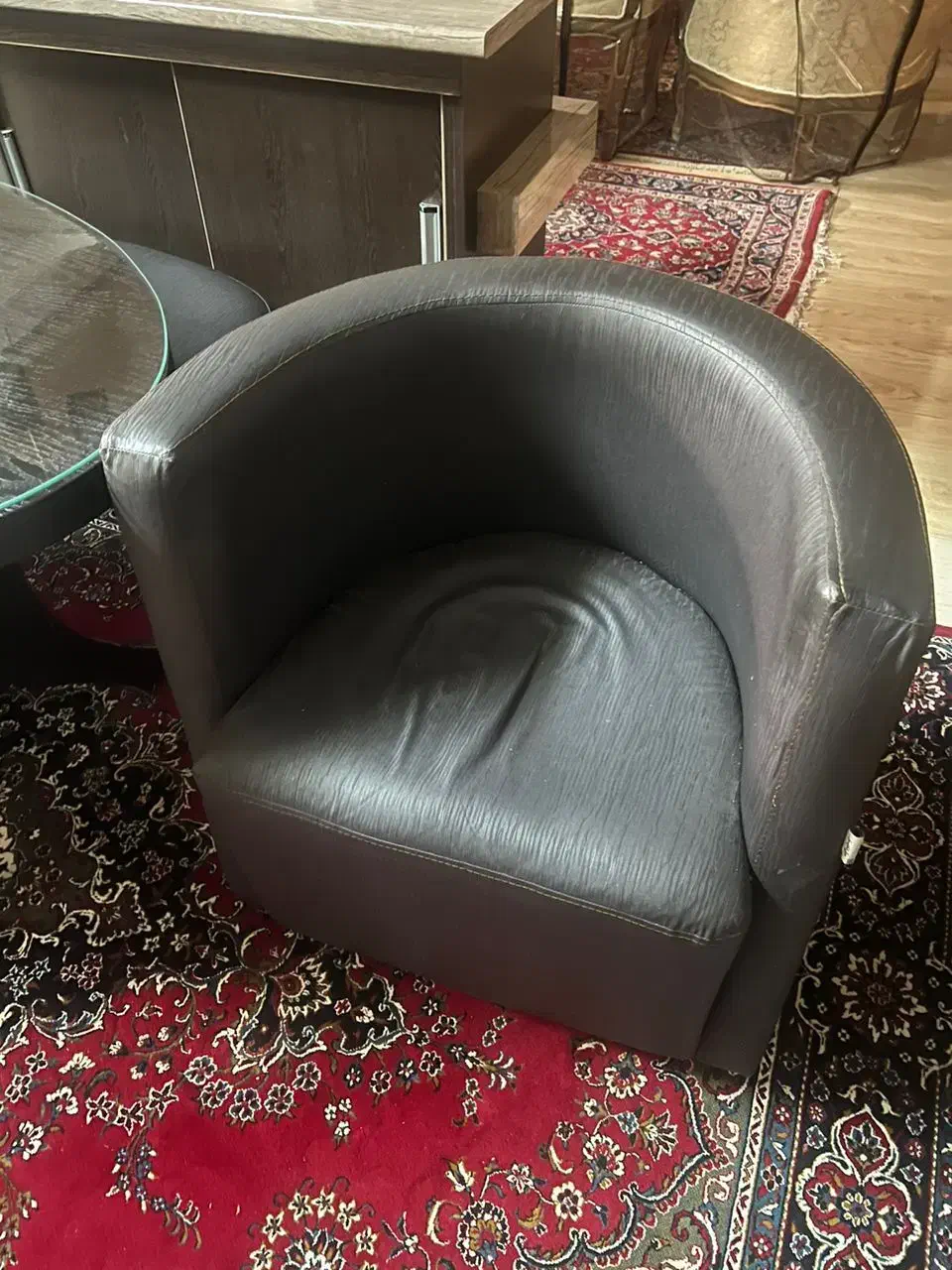 میزو صندلی ۴نفره|میز و صندلی غذاخوری|شاهینشهر, فردوسی|دیوار