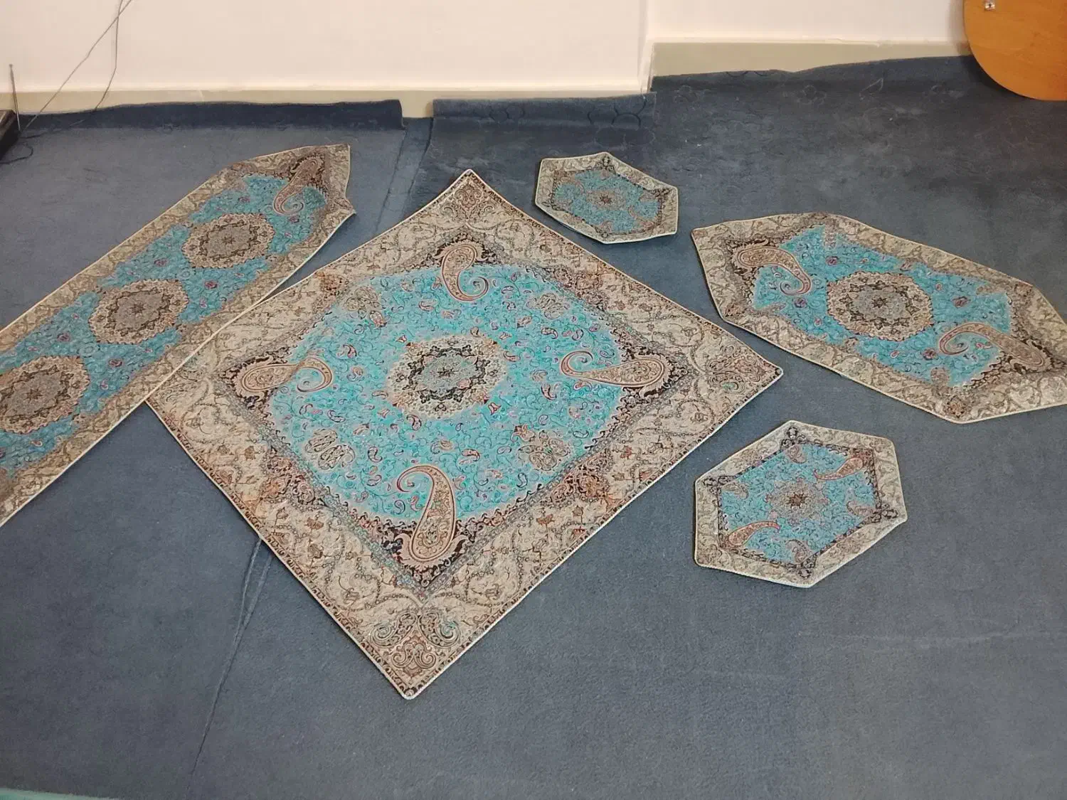 رومیزی|پرده، رانر، رومیزی|آبسرد, |دیوار