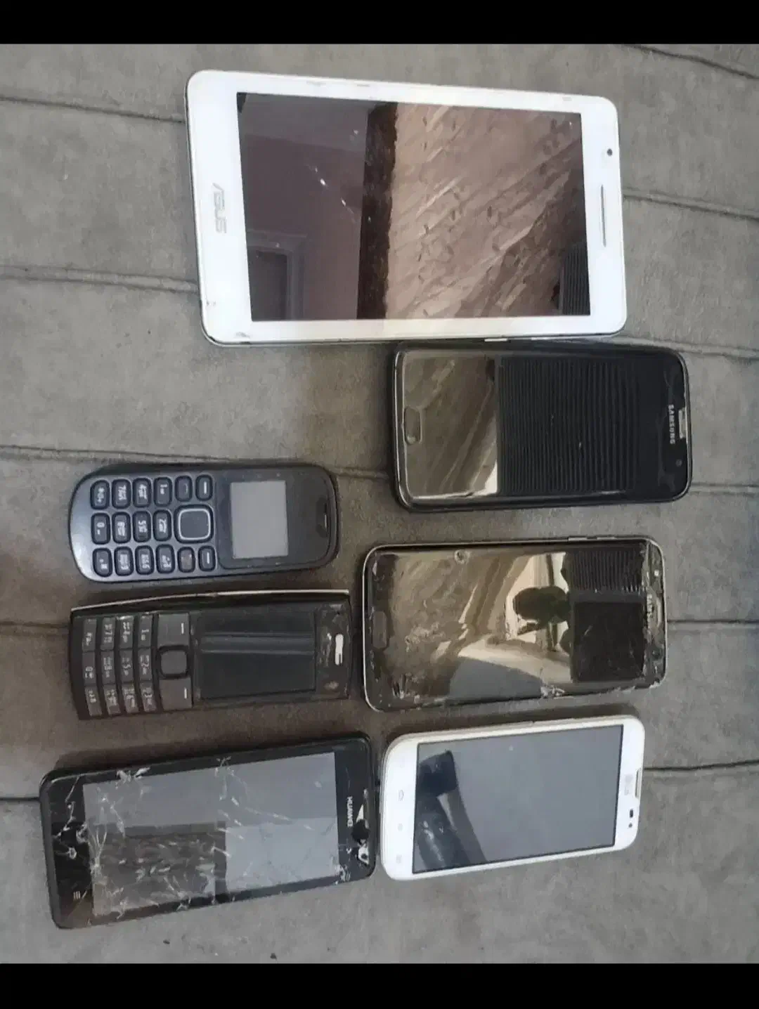 گوشی های کارکرده نیاز ب تعمیر|موبایل|لنگرود, |دیوار