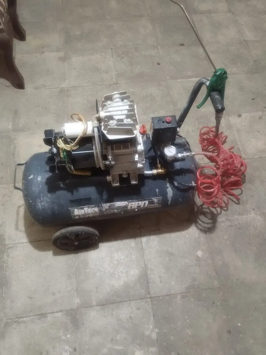 تجهیزات و صنعتی|ماشینآلات صنعتی|اندیشه, اندیشه فاز ۴|دیوار