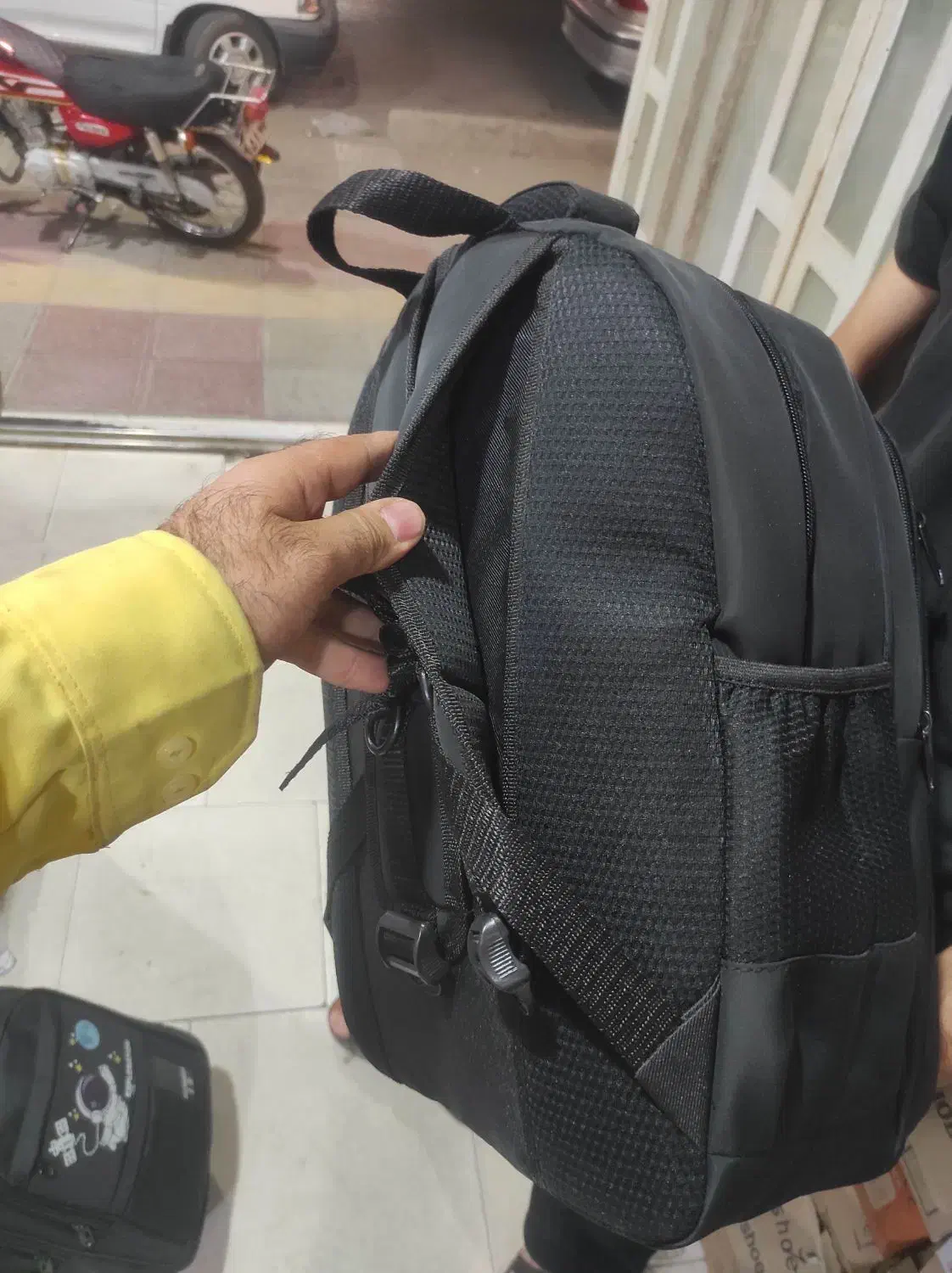 کوله کرومی و فضا نورد|کیف، کفش، کمربند|یزد, |دیوار