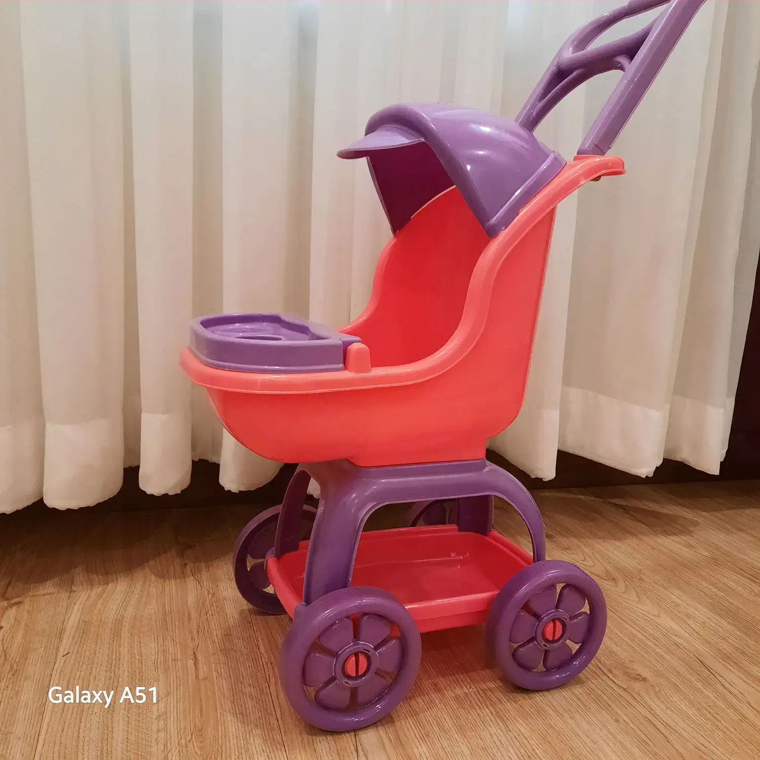 اسباب بازی|اسباب‌‌بازی|رشت, جهاد|دیوار