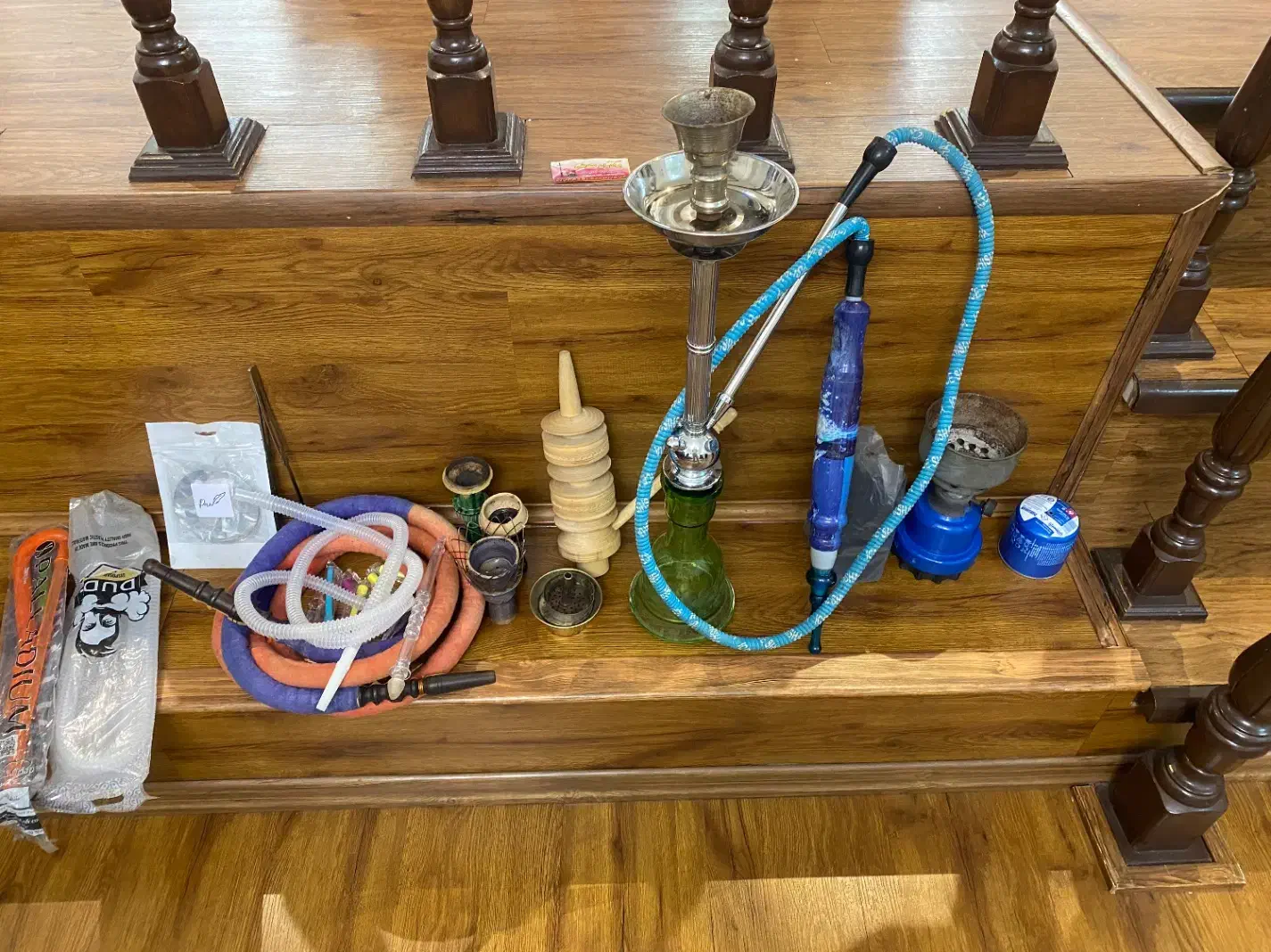 قلیان و تعدادی ملزومات قلیان همه باهم|کوهنوردی و کمپینگ|تهران, سازمان برنامه شمالی|دیوار