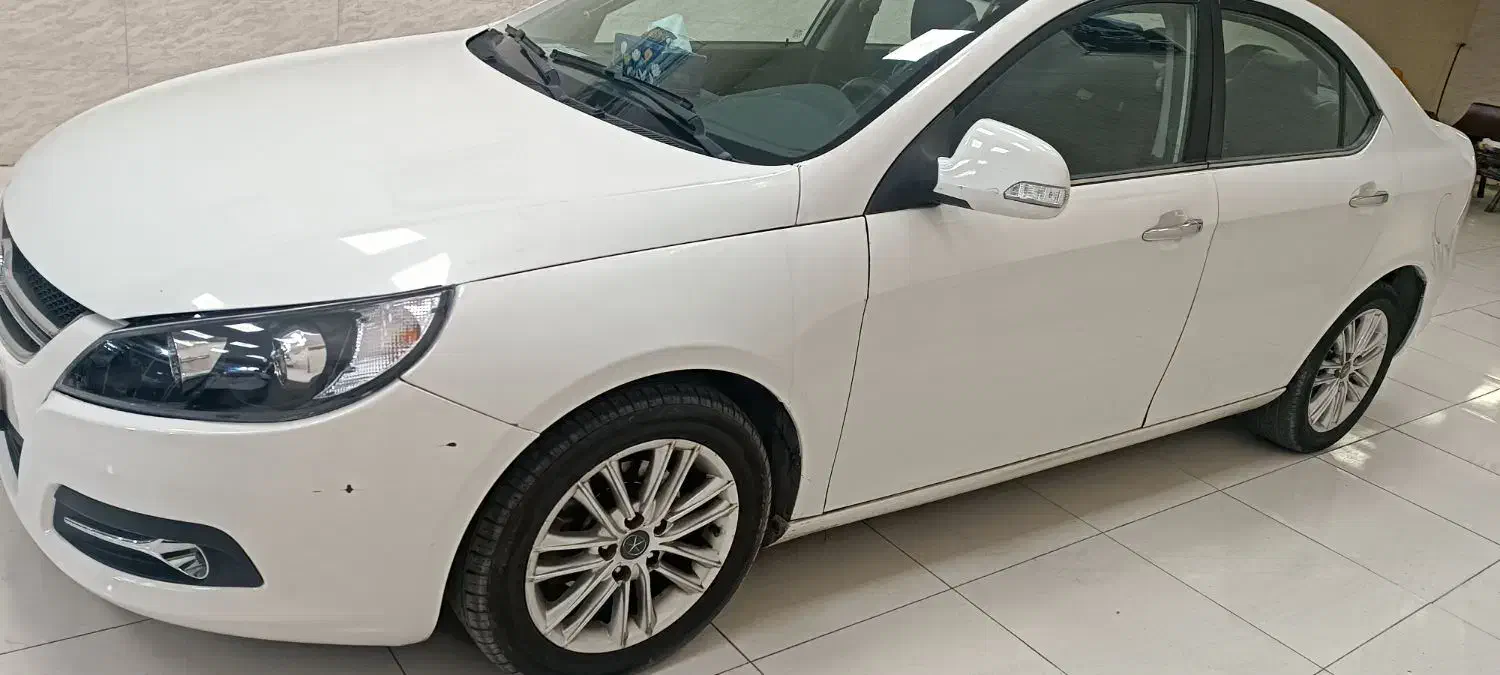 جک J5 اتومات 94|خودرو سواری و وانت|یزد, |دیوار