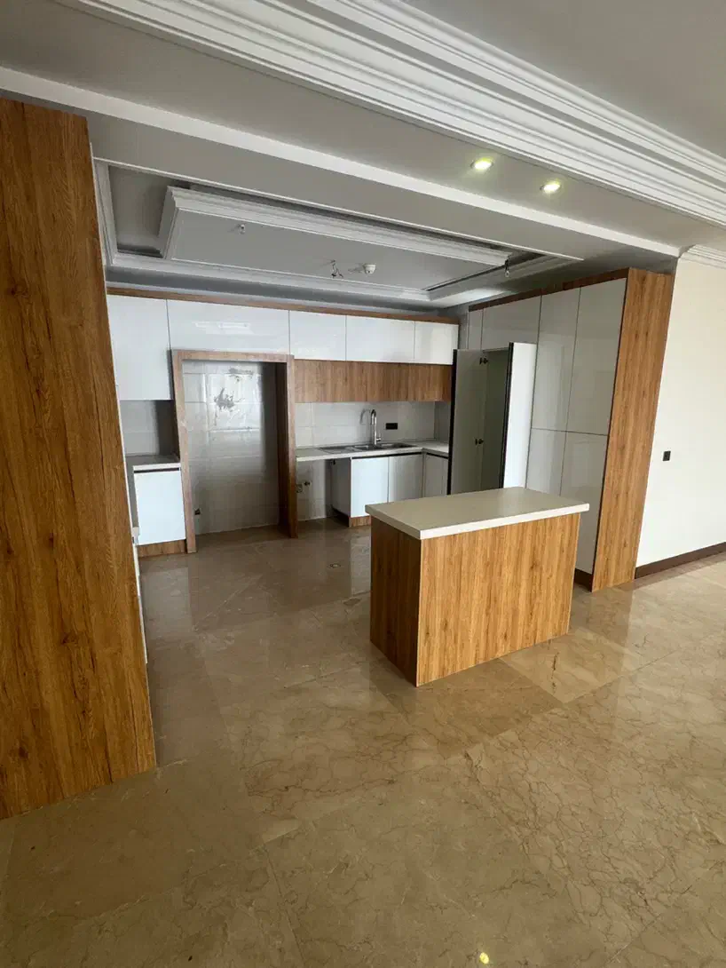 ۱۳۰متر /۲ساله / شهران/فول امکانات/مطبخ‌و‌لاندری