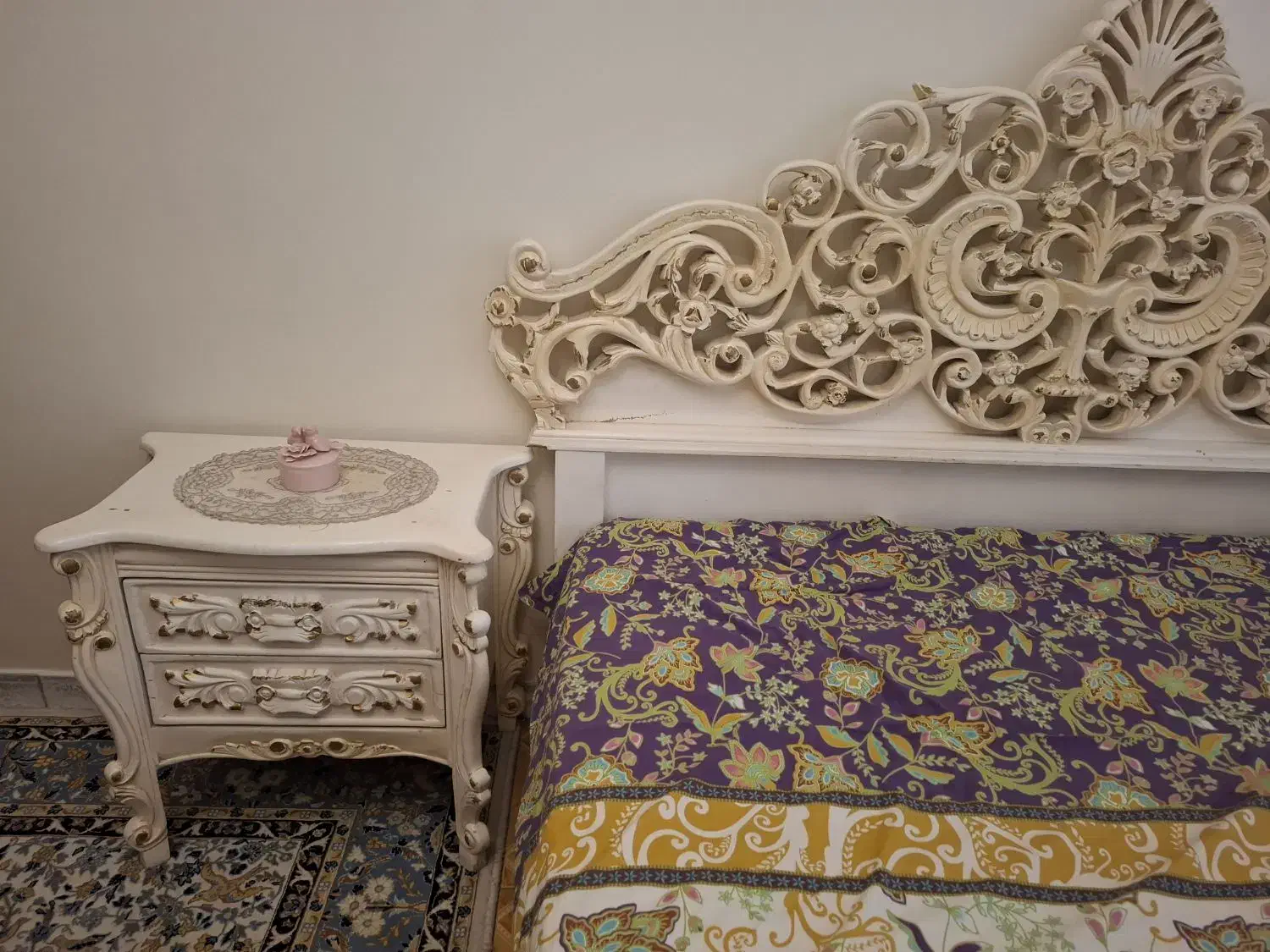 تخت دونفره تمام چوب با تشک طبی|تخت و سرویس خواب|تهران, سهروردی|دیوار