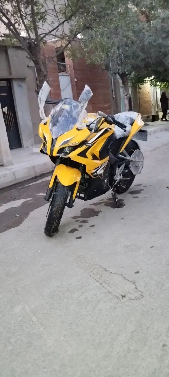 rs 200|موتورسیکلت|کرمانشاه, |دیوار