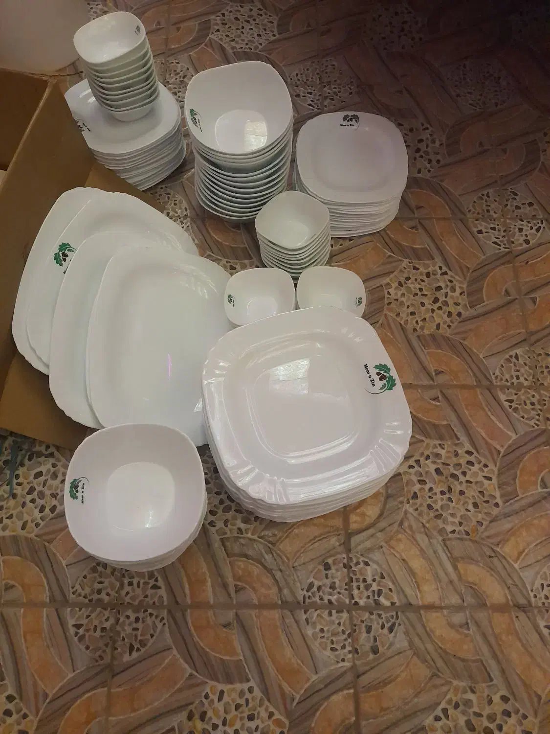 فروش ظروف غذا خوری|ظروف سرو و پذیرایی|مریوان, |دیوار