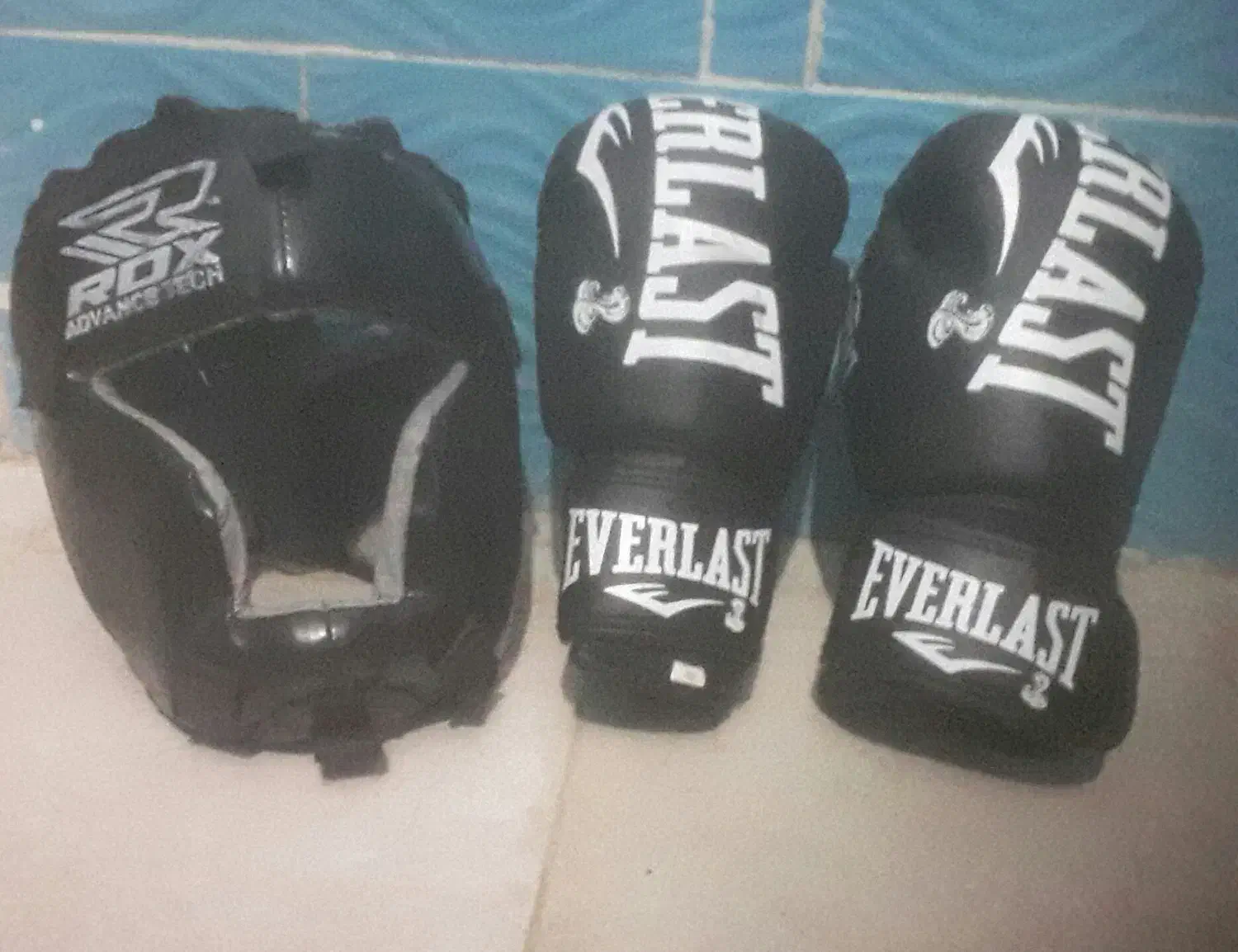 دستکش وکلاه بوکس|تجهیزات ورزشی|ایذه, |دیوار