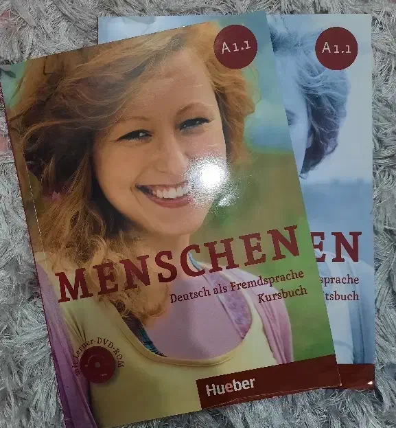 کتاب منشن آلمانی|کتاب و مجله آموزشی|شاهینشهر, پارک بانک استان|دیوار