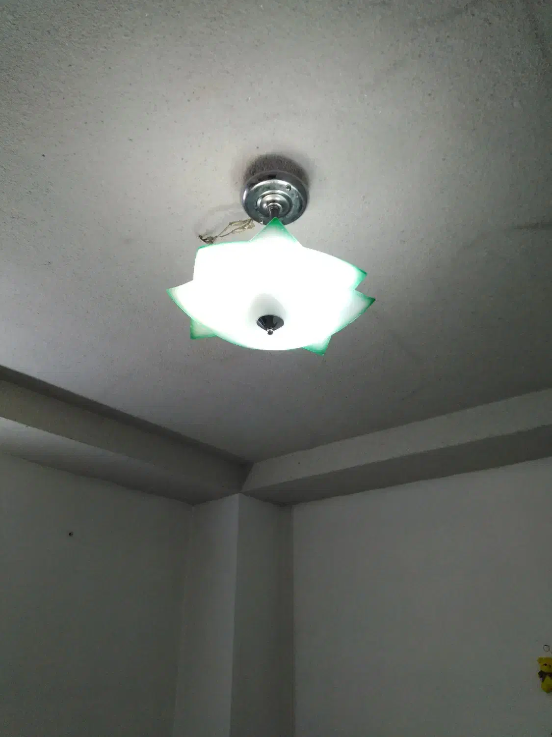 تعداد دو عدد لوستر سه لامپه|لوستر و چراغ آویز|نظرآباد, نظرآباد|دیوار